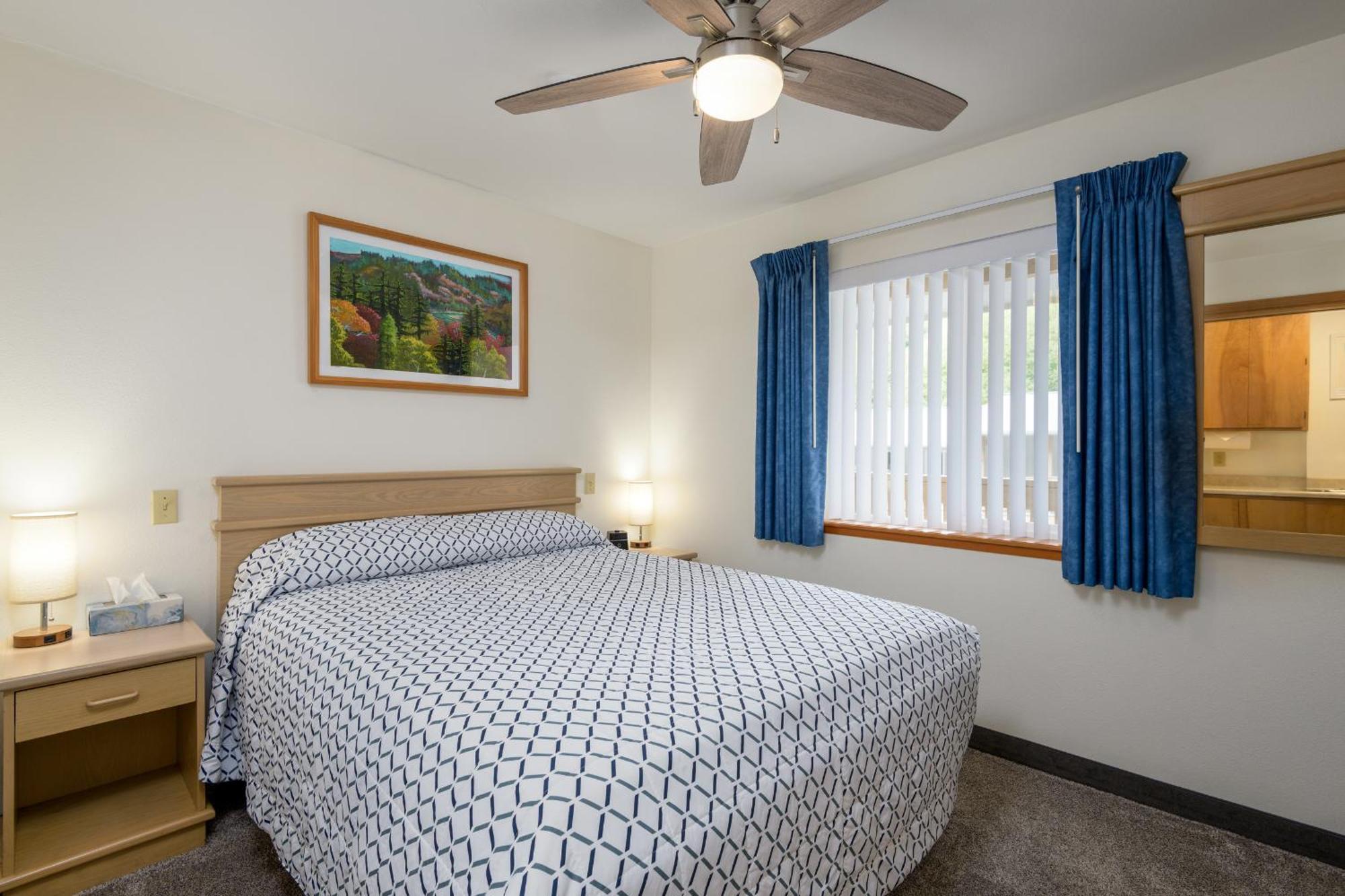Ocean Suites Motel บรูคกิงส์ ภายนอก รูปภาพ